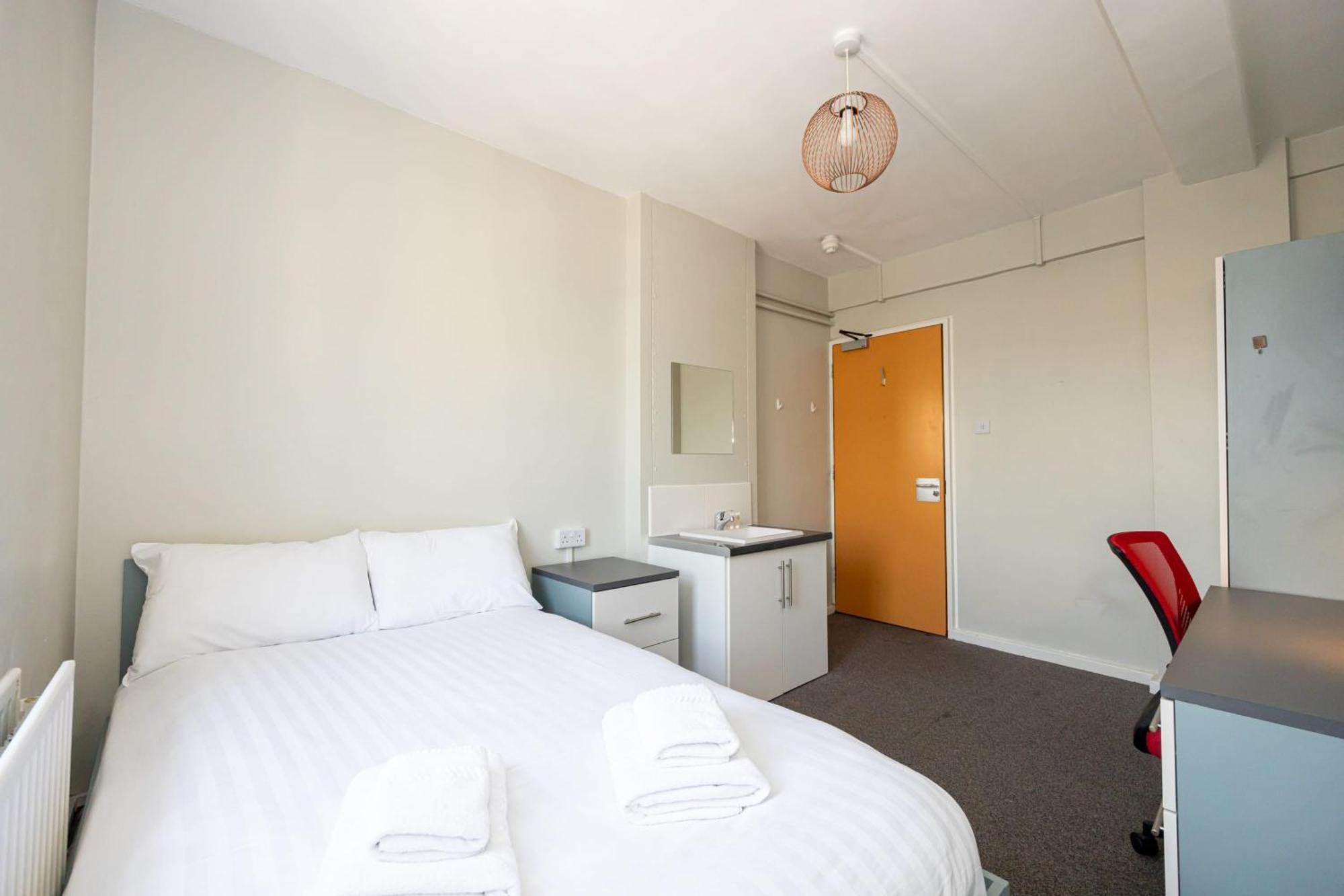 Spacious Room With Shared Facilities London Eksteriør billede