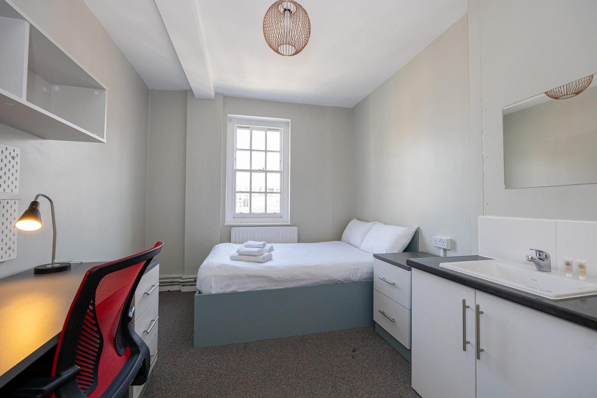 Spacious Room With Shared Facilities London Eksteriør billede