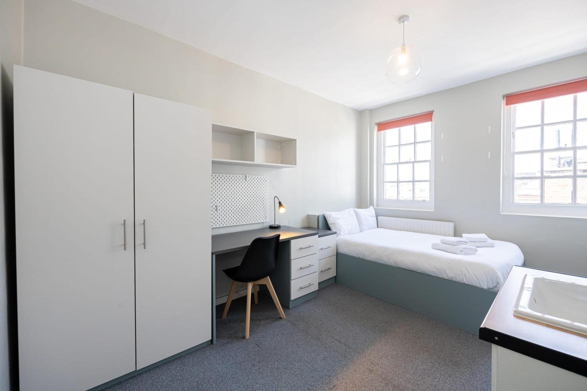 Spacious Room With Shared Facilities London Eksteriør billede