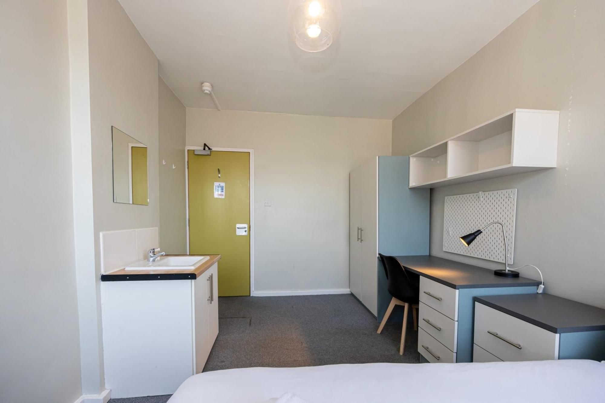 Spacious Room With Shared Facilities London Eksteriør billede
