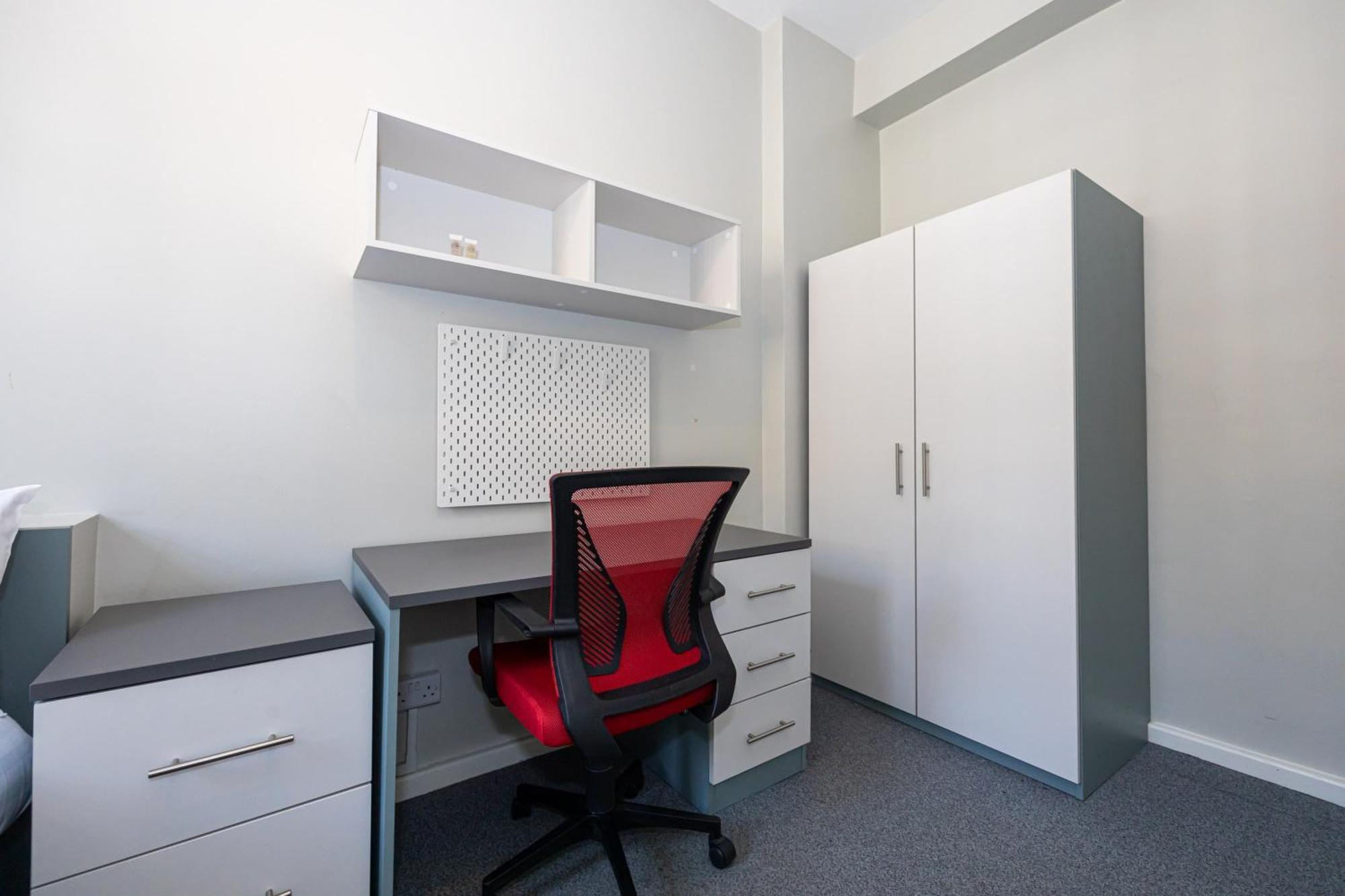 Spacious Room With Shared Facilities London Eksteriør billede