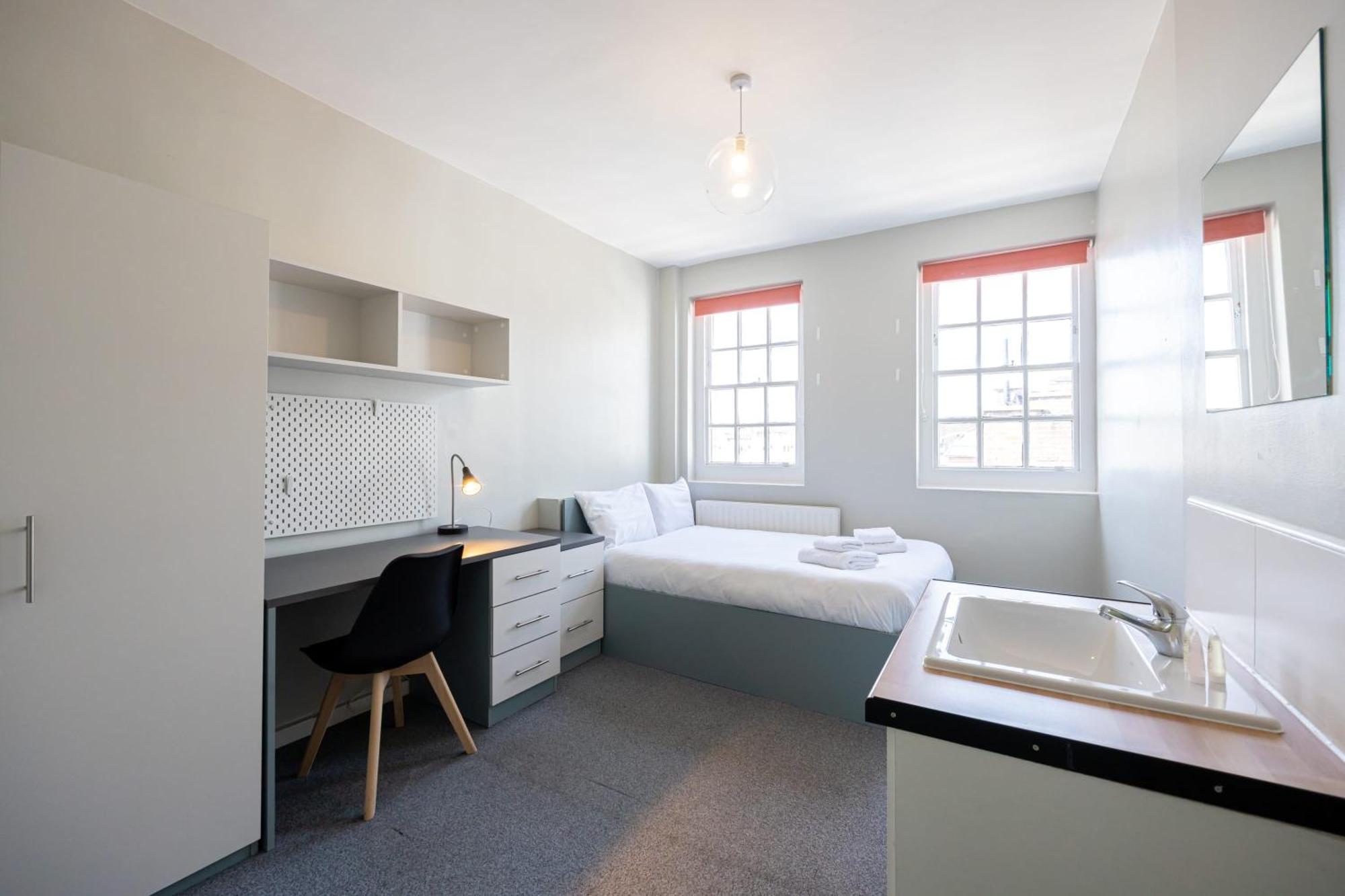 Spacious Room With Shared Facilities London Eksteriør billede