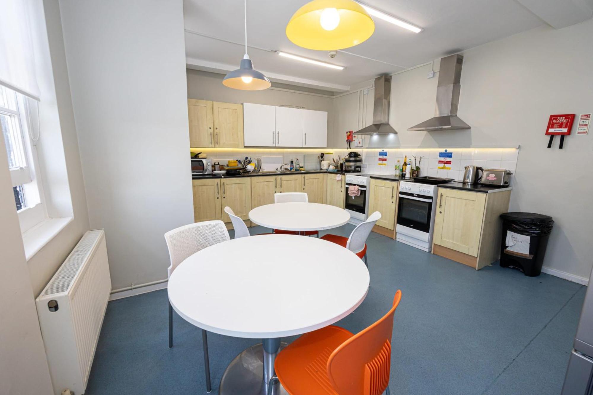 Spacious Room With Shared Facilities London Eksteriør billede